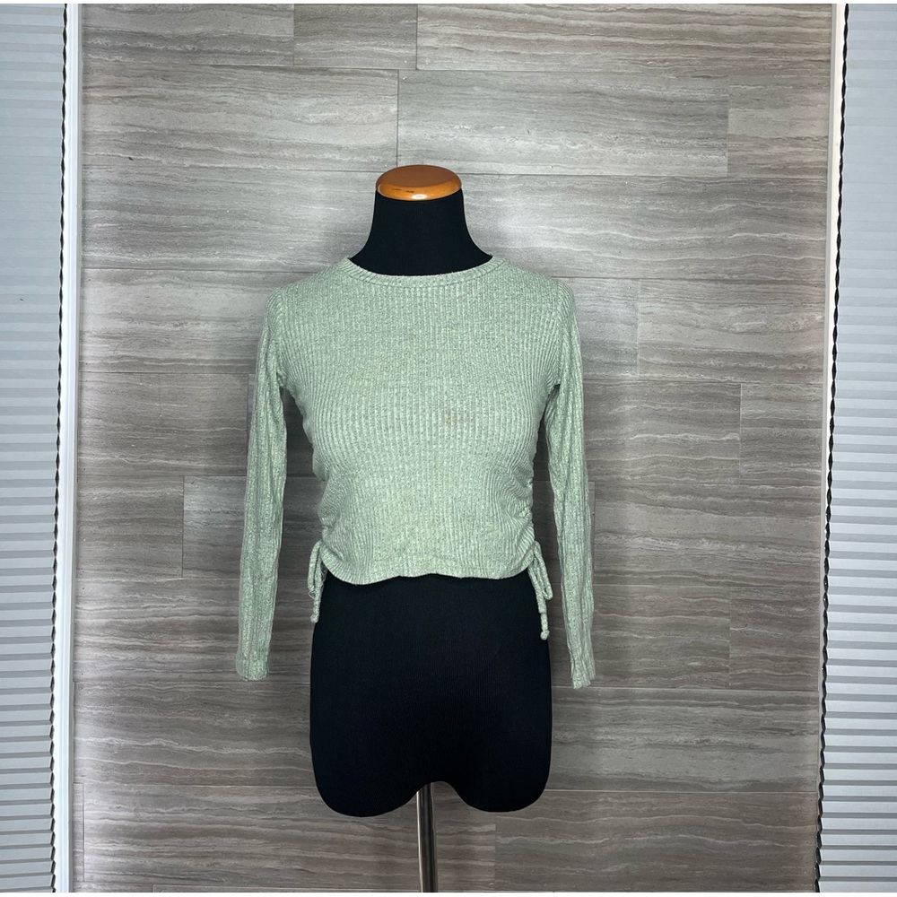 Women's Ribbed Knit Scrunched Top